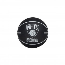 WilsonDribblerPalla Brooklyn Nets